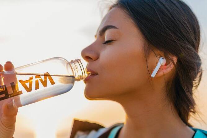 Try This 7-Day Water Tracking Challenge. Are You Ready