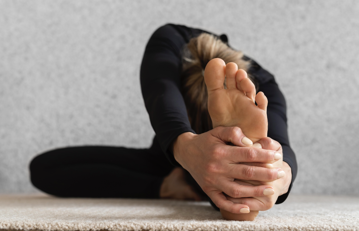 The Morning Heel Pain Trap: Why Your First Step Hurts and How to Fix Plantar Fasciitis The Morning Heel Pain Trap: Why Your First Step Hurts and How to Fix Plantar Fasciitis