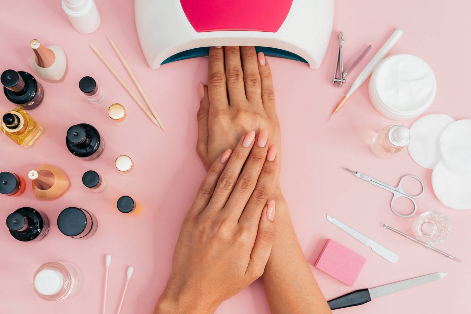 Pretty Nails, Hidden Damage: The Silent Changes Caused by Gel & Acrylic Nails