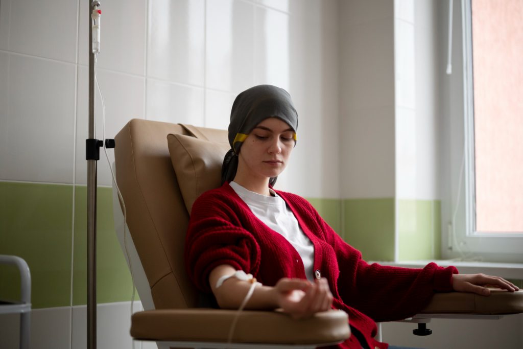 Managing Chemotherapy Side Effects: A Foundational Medicine Approach to Cancer Recovery chemotherapy side effects