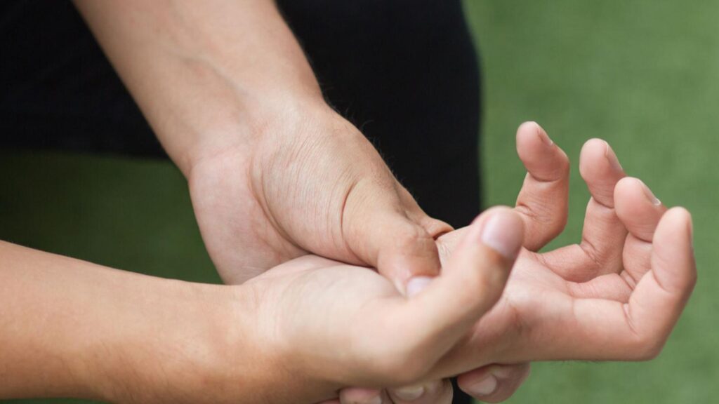 Lifestyle Tips and Natural Remedies to Manage Arthritis