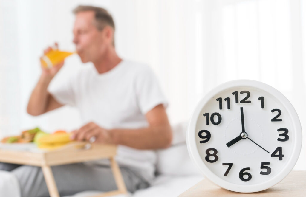 Morning Good Habits and Routine Exercise: The Key to Starting Your Day with Focus and Energy Juice on a desk, representing mindful mornings