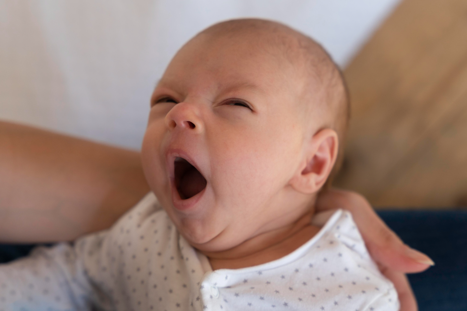The Sleep-Deprived Breastfeeding Mom’s Survival Guide Sleep guide for feeding moms