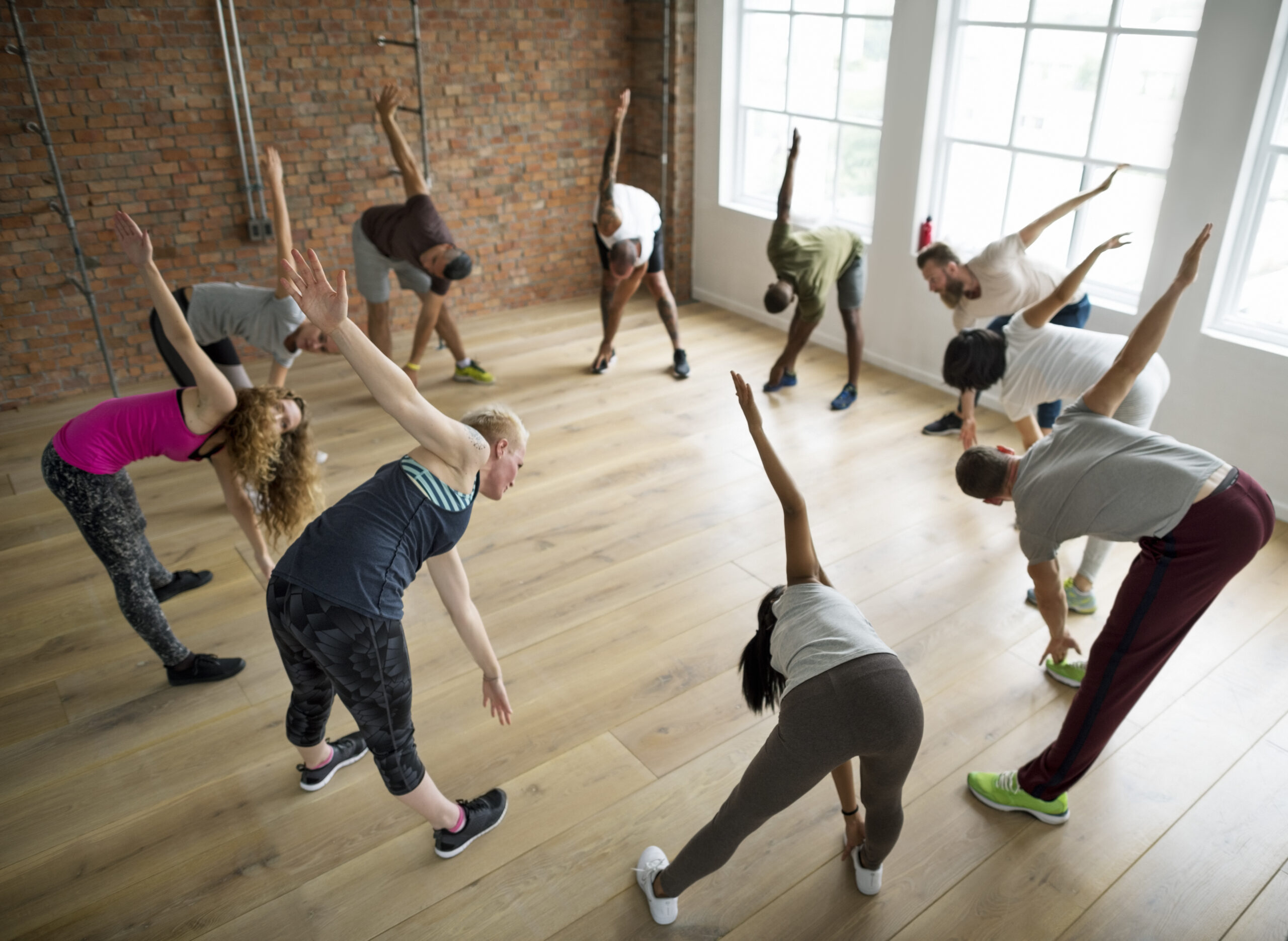The Return of Group Fitness: Why Moving Together Is Better Than Going Solo group workout, Group Fitness, group muscle workout, exercise in group, social wellness, 21 day exercise challenge, 21 day fat loss challenge,