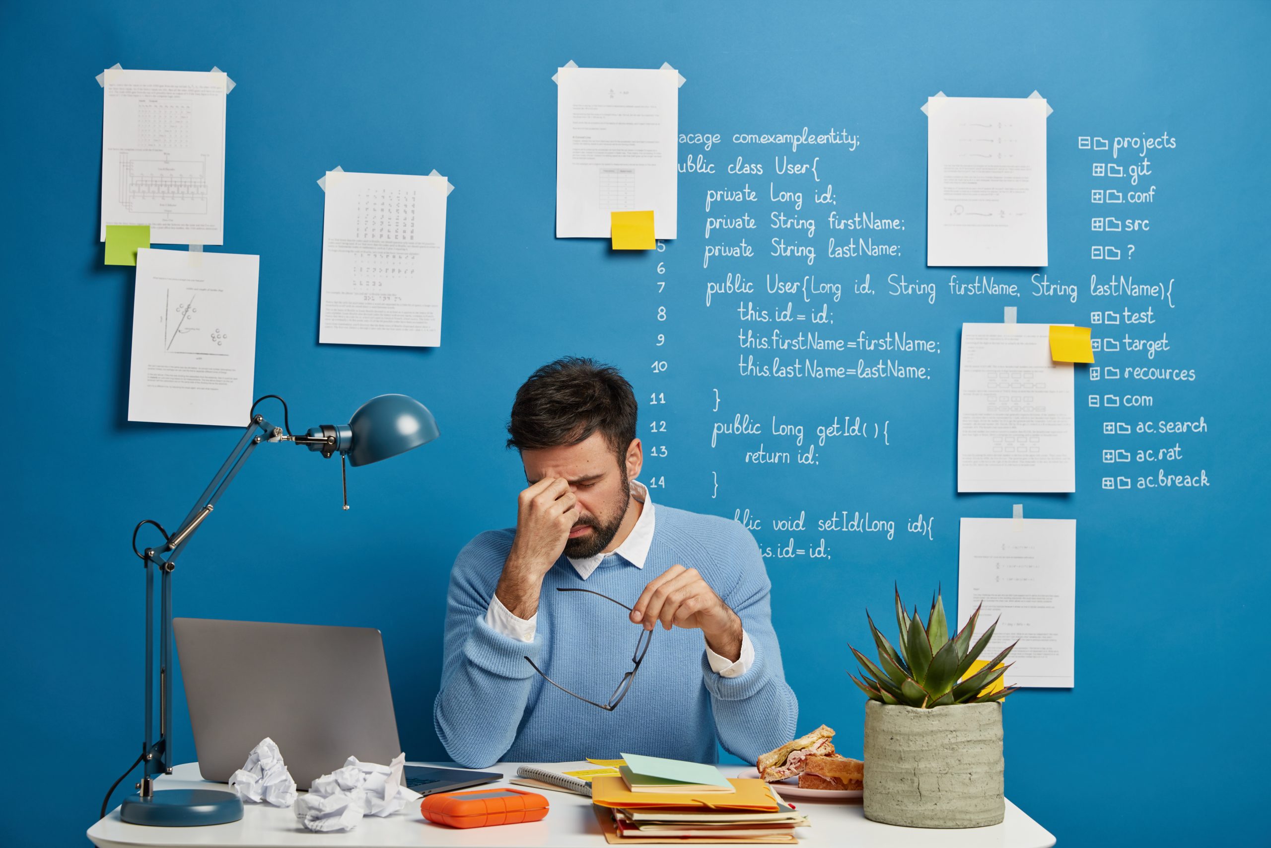 92% of Resolutions Fail by February. Here’s the Truth No One Tells You. new year resolution, goal setting strategies, habits for success, why new year resolutions don't work, formation of habits, stick to resolutions