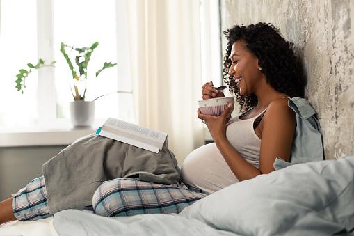 A Guide to Bonding With Your Baby (Even Before it's Born!) A Guide to Bonding With Your Baby (Even Before it's Born!)