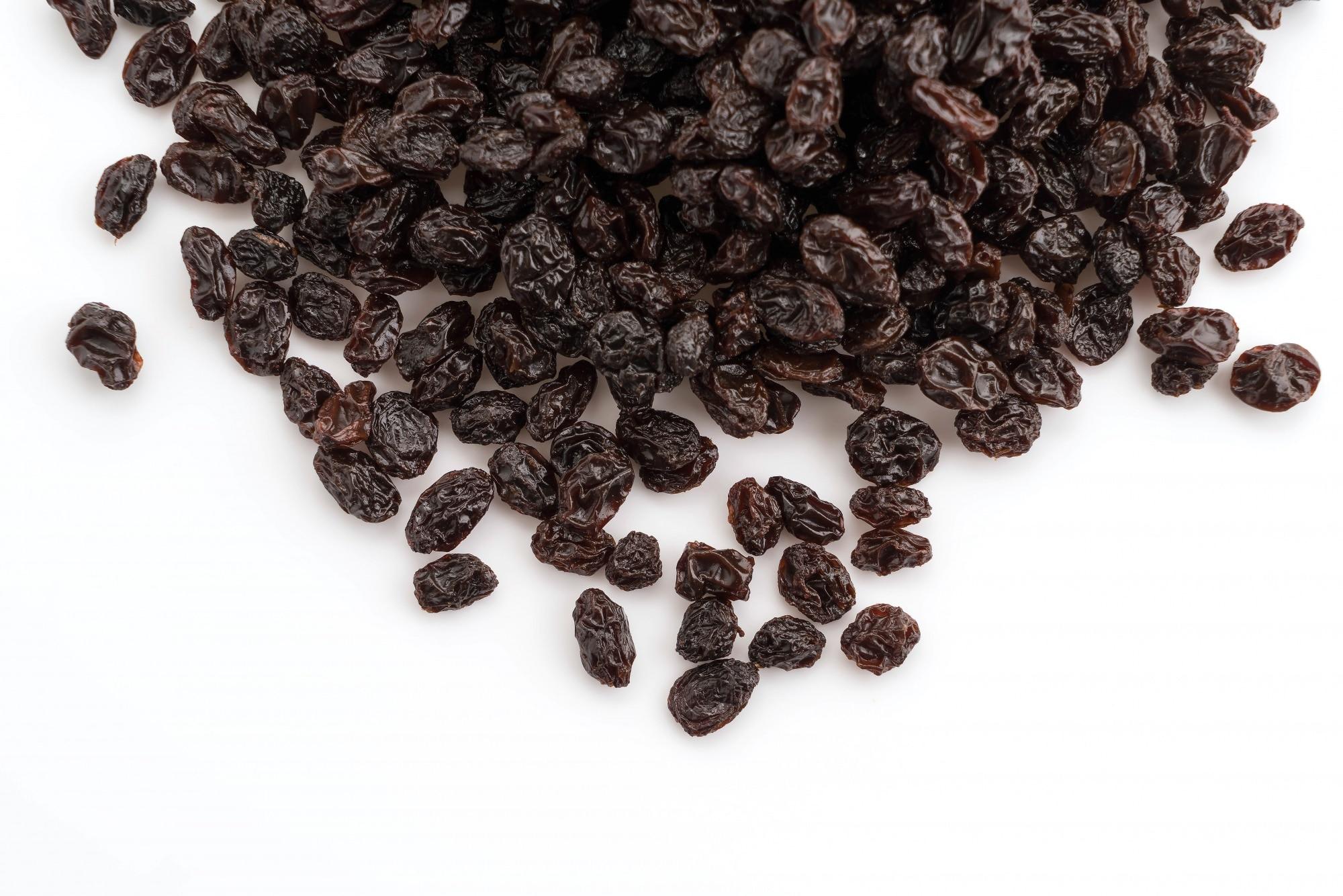 raisins showing nutrition and health benefits