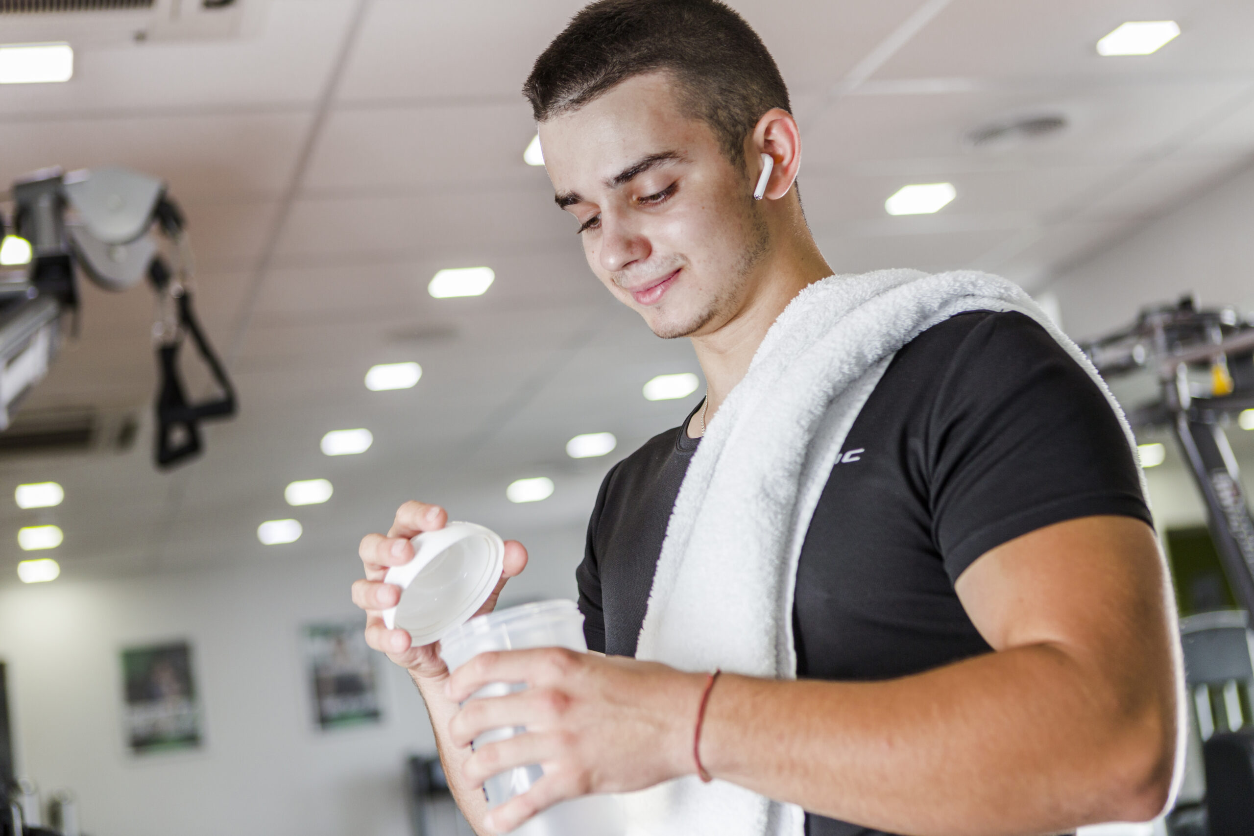 Think You Need 1 Gram of Protein Per Kilo? Here’s What Science Really Says! Think You Need 1 Gram of Protein Per Kilo? Here’s What Science Really Says!